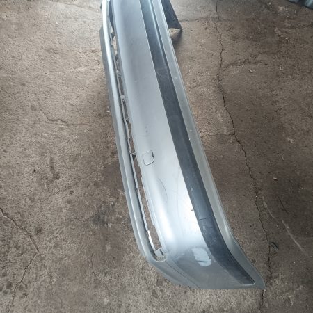 BMW E46 Facelift sedans aizmugures buferis