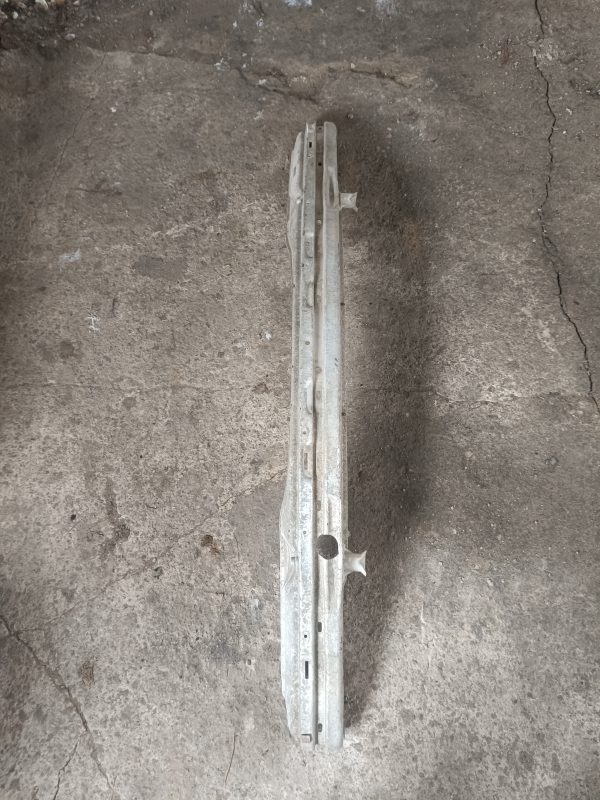 BMW E46 priekšas triecienbalsts