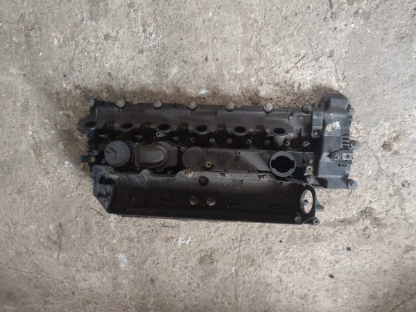 BMW E60 530d Dzinēja Vārstu vāks