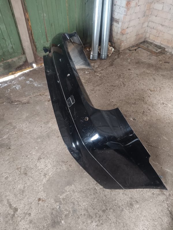 e61_prefacelift_aizmugures_buferis